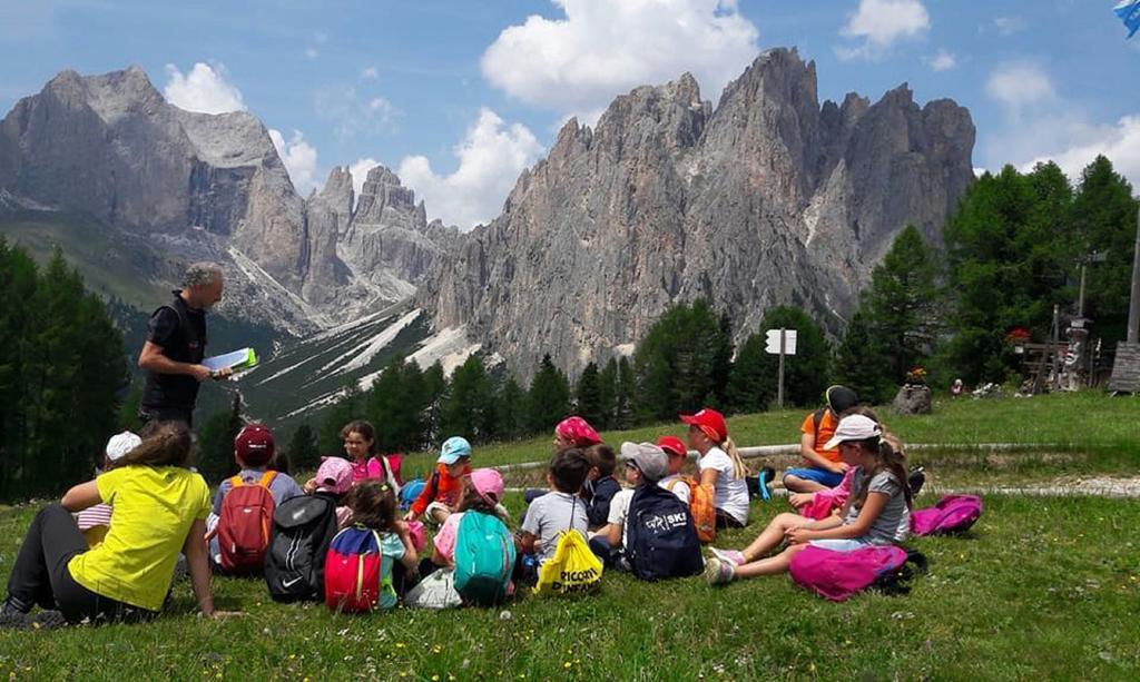 Family Hotel Gran Baita Pozza di Fassa Exterior photo